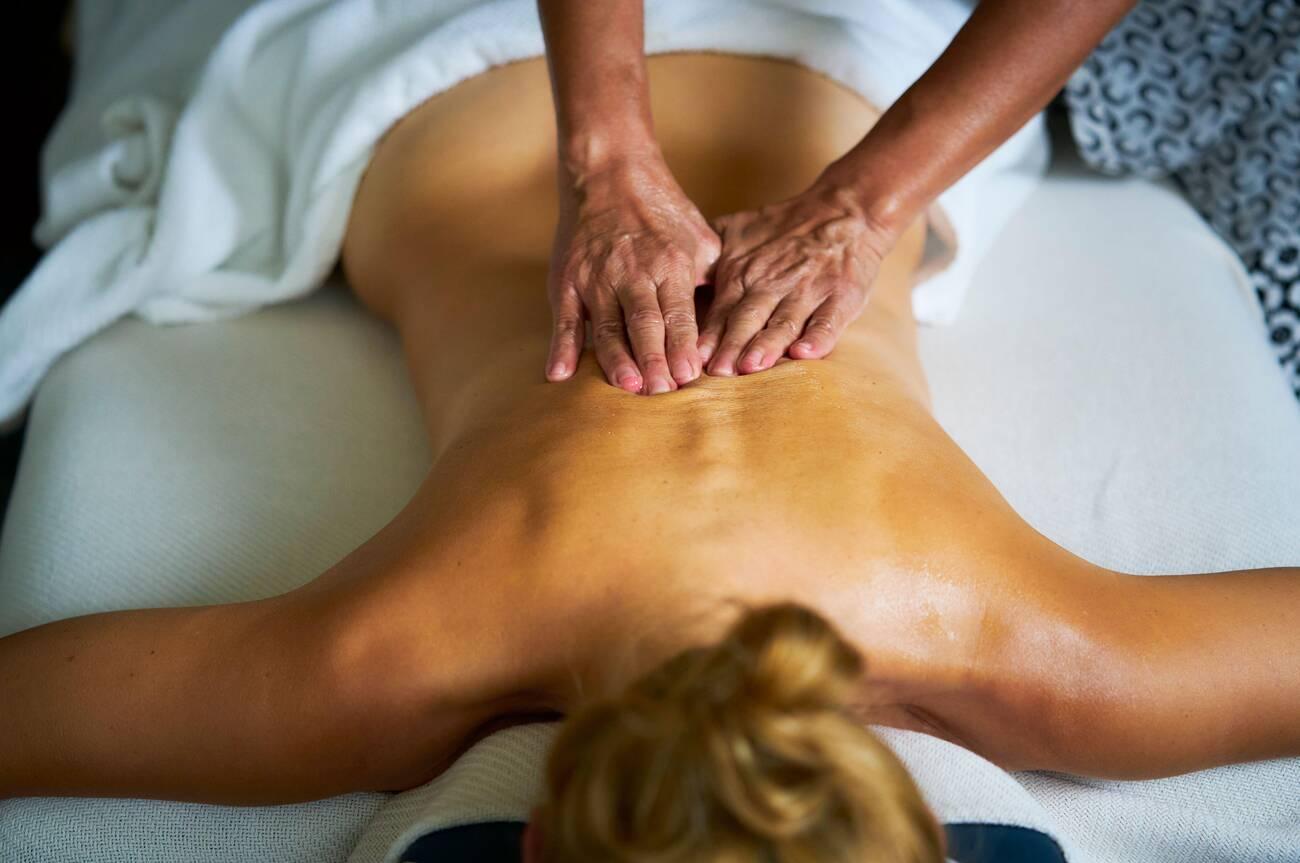 Anti Cellulite Massage at Home: Dubai’s Top‑Rated Spa Guide to Oils, Tools, and Visible Results
