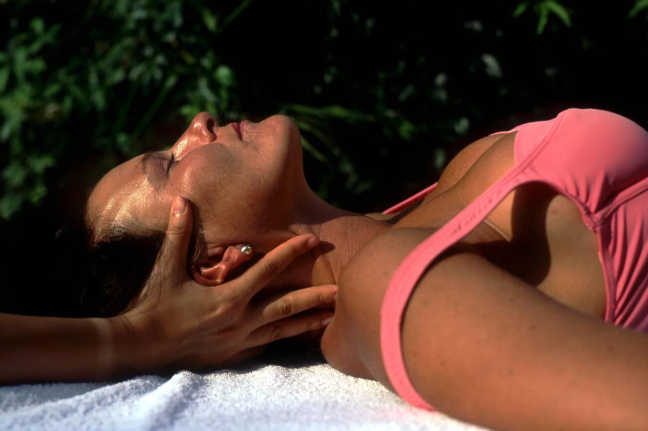 How to Do Body Massage at Home by Yourself: A Step-by-Step Guide