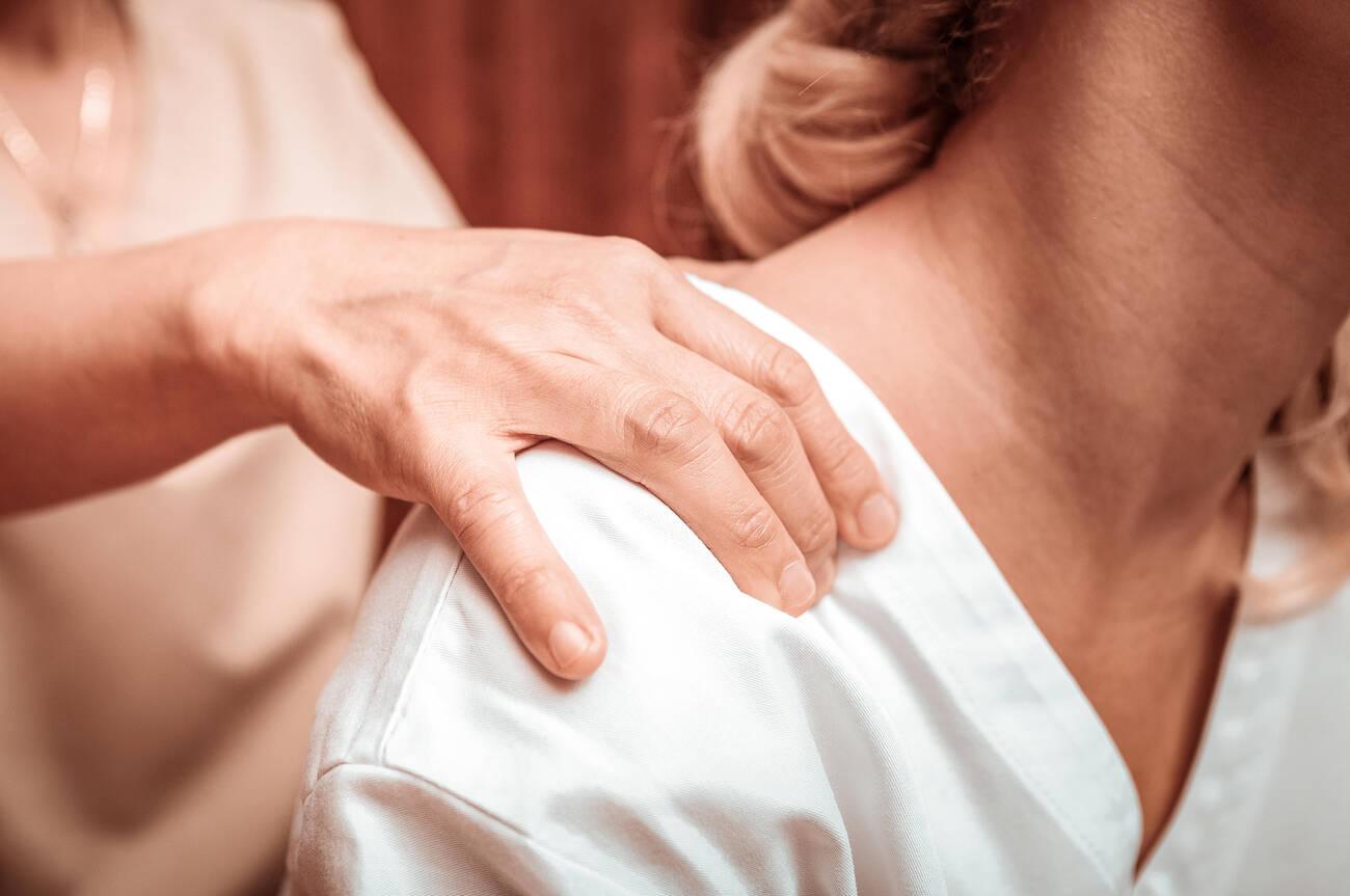 Home Massage Machine vs. Professional Massage – Which Is Better?